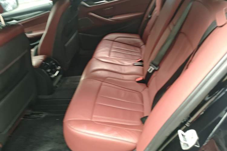 Used BMW 5 Series 2019 530Li Luxury Edition M Sport Package
