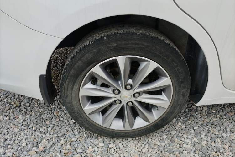 Used Chevrolet Monza 2022 320 Automatic Enjoyment Sunroof Version