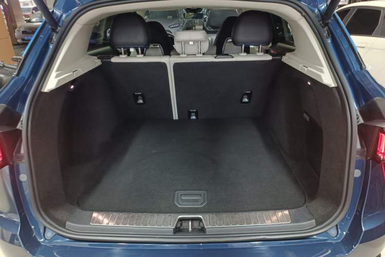 Used Lynk & Co 01 2017 2.0T Two-Wheel Drive Zhaopu Version
