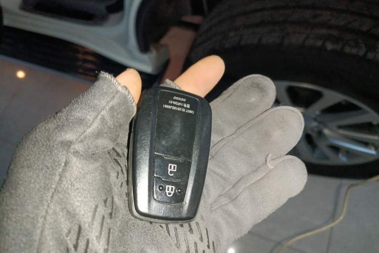 Used Toyota Prado 2018 3.5L Automatic TX-L with Rear-Mounted Spare Tire