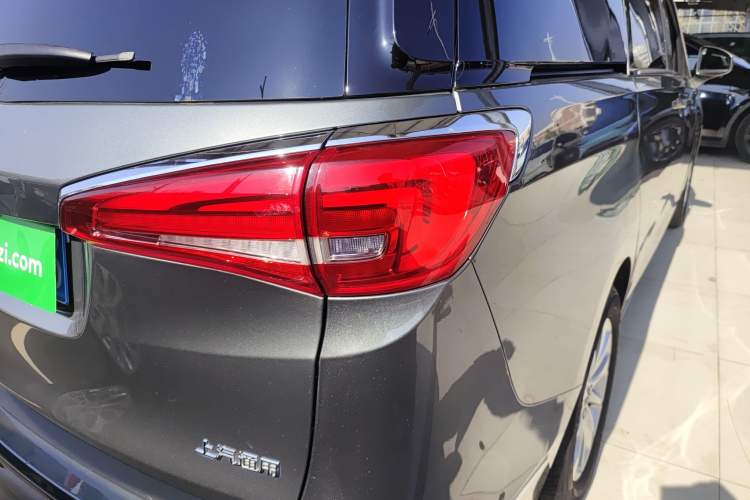 Used Buick GL8 2018 ES 28T Comfort Model China VI Standard