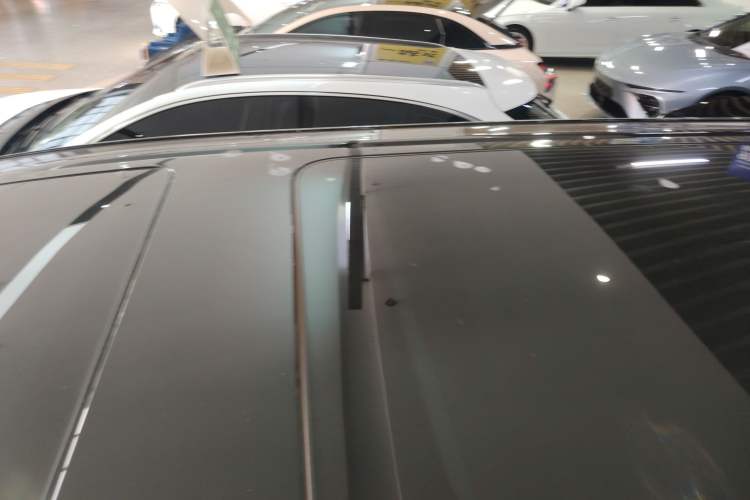 Used Denza D9 2022 DM-i 970 Four-Wheel Drive Prestige Model
