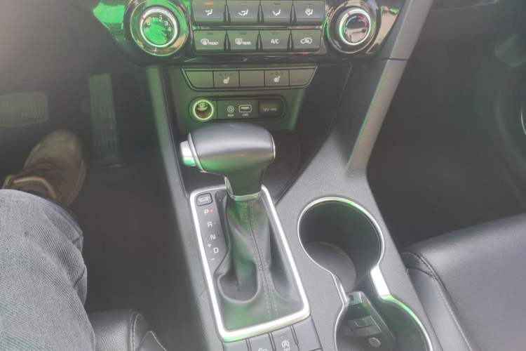 Used Kia KX5 2016 2.0L Automatic 2WD GLS