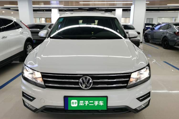 Used Volkswagen Tiguan L 2019 Updated Version 330TSI Automatic Two-Wheel Drive Panoramic Comfort Edition China VI Standard
