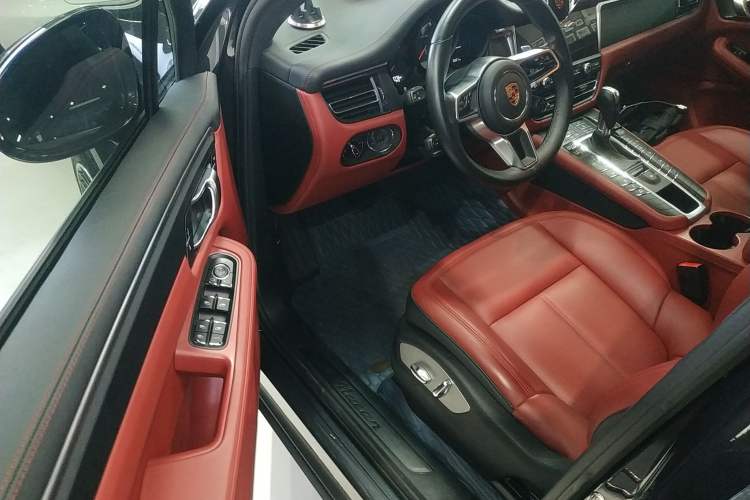 Used Porsche Macan 2018 Macan 2.0T