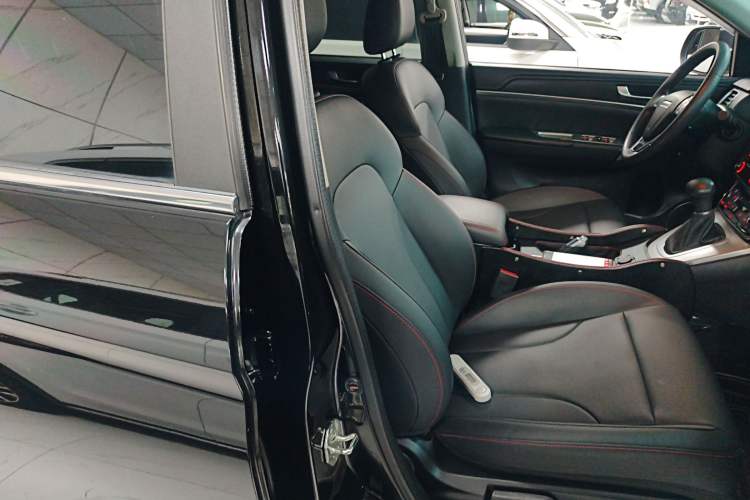 Used Haval M6 2019 1.5T DCT Two-Wheel Drive Value Edition China VI Standard
