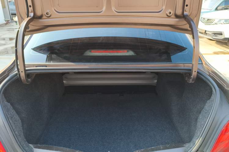 Used Peugeot 301 2014 1.6L Automatic Comfort Edition