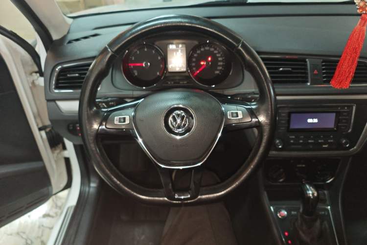 Used Volkswagen Lavida 2017 1.6L Automatic Comfort Edition