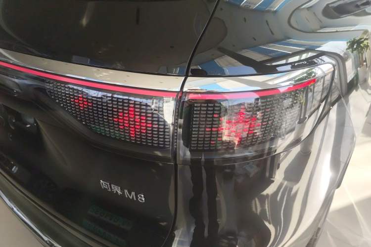 Used Hima AITO M8 2025 Extended-Range Max+ Version 53.4 kWh 6-Seater Edition
