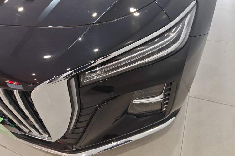 Used Hongqi H5 2024 2.0T Automatic Smart Connect Flagship Edition
