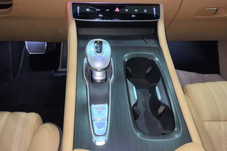 Used VOYAH Dream 2022 Low-Carbon Edition Dream+ Smart Enjoyment Package