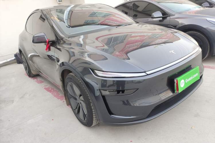 Used Tesla Model Y 2025 Long-Range All-Wheel Drive First Edition