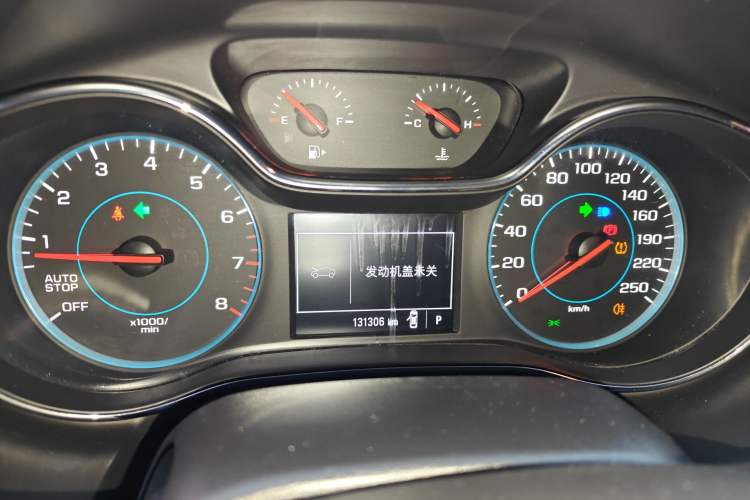 Used Chevrolet Cruze 2017 1.5L Automatic Pioneer Sunroof Edition
