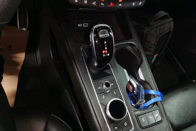 Used Cadillac XT4 2022 28T Four-Wheel Drive Platinum Edition
