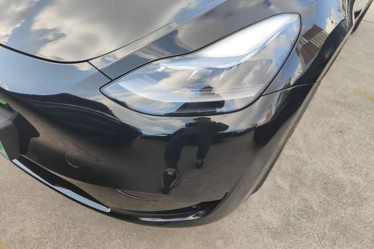 Used Tesla Model Y 2023 Rear-Wheel-Drive Version