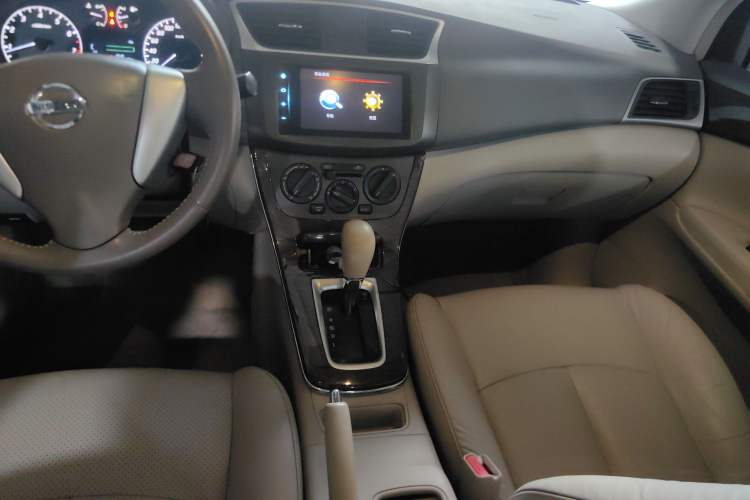 Used Nissan Sylphy 2014 1.6XV CVT Deluxe Edition
