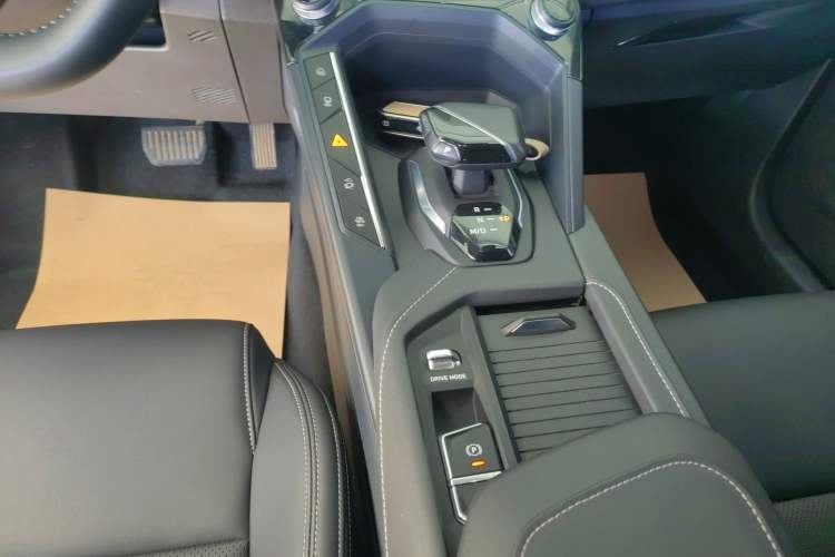 Used Lynk & Co 06 2023 Remix 1.5T JinPro