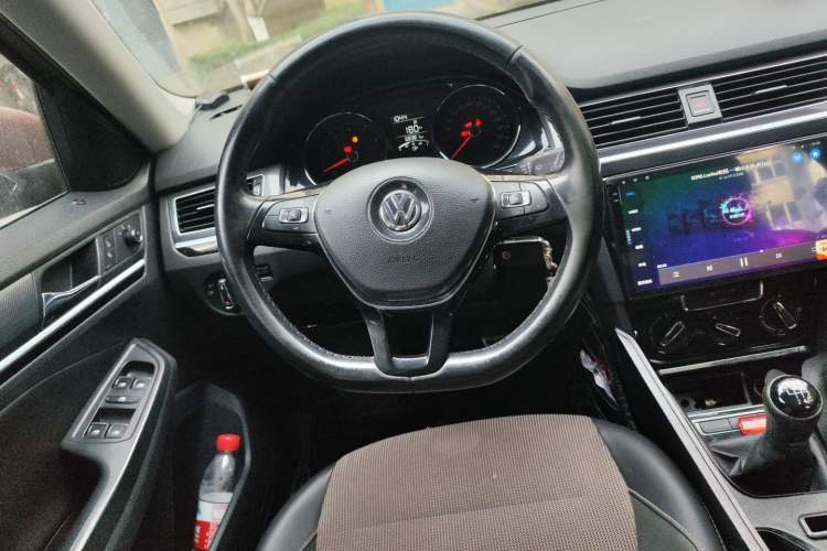 Used Volkswagen C-TREK 2018 1.5L Manual Comfort Model
