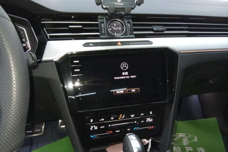 Used Volkswagen Magotan 2025 Zhongxiang Version 330TSI DSG Luxury Edition
