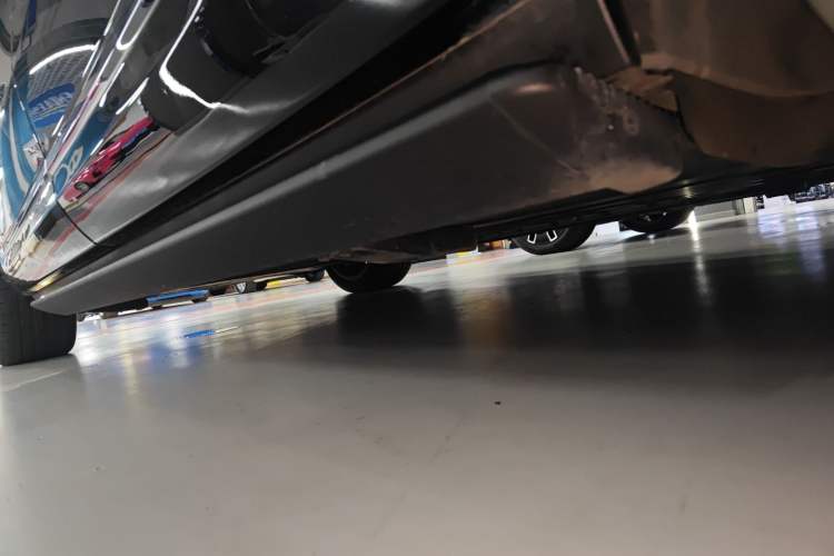 Used Hima AITO M9 2025 Extended-Range Ultra Version 52 kWh 6-Seater
