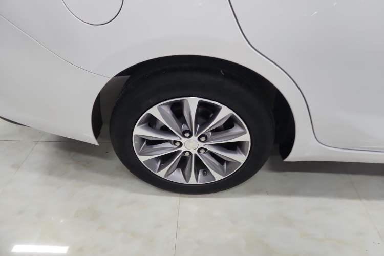 Used Chevrolet Monza 2022 320 Automatic Enjoyment Sunroof Version
