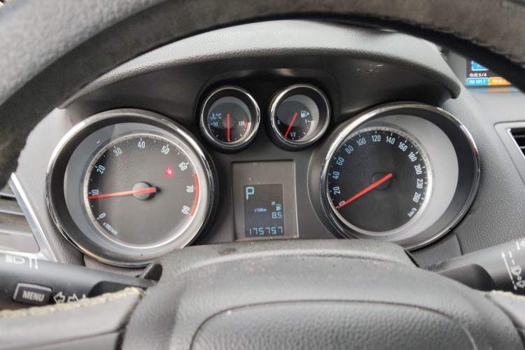 Used Buick Encore 2013 1.4T Automatic Two-Wheel Drive Leading Model
