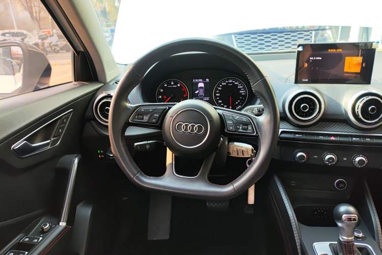 Used Audi Q2L 2022 35 TFSI Progressive Dynamic Edition
