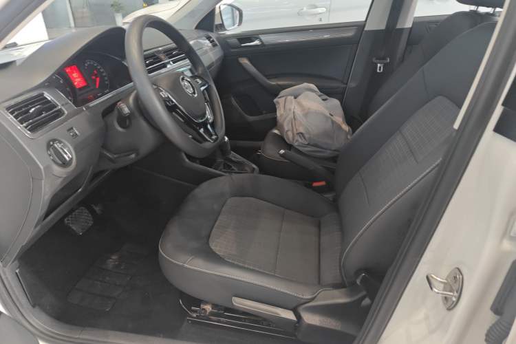 Used Volkswagen Santana 2018 1.5L Automatic Comfort Edition
