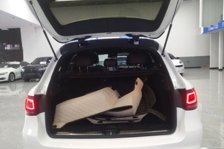 Used Mercedes-Benz GLC 2020 Facelift GLC 300 L 4MATIC Dynamic Edition
