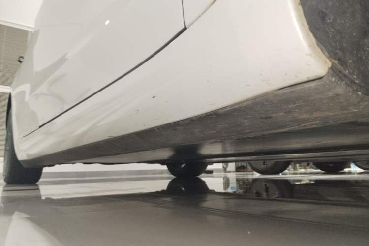 Used Tesla Model 3 2019 Long-Range Rear-Wheel-Drive Version
