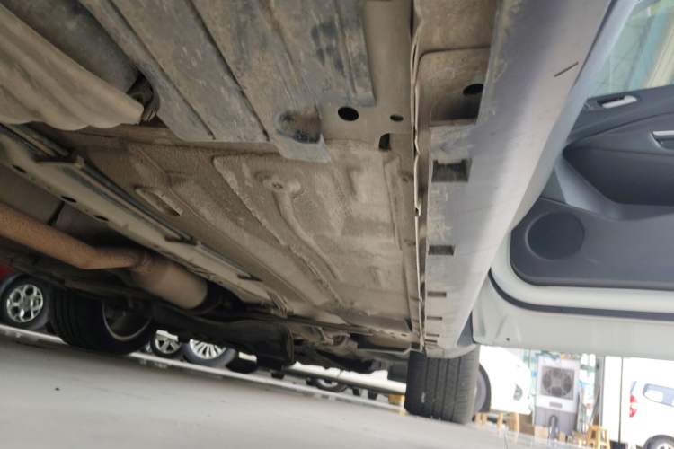 Used Ford Kuga 2018 Facelifted EcoBoost 180 Two-Wheel Drive Luxury Wing Edition
