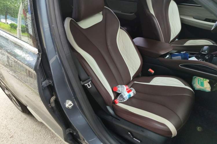 Used Geely Auto Monjaro L 2024 2.0TD High-Power Automatic Two-Wheel Drive Yunqi Version
