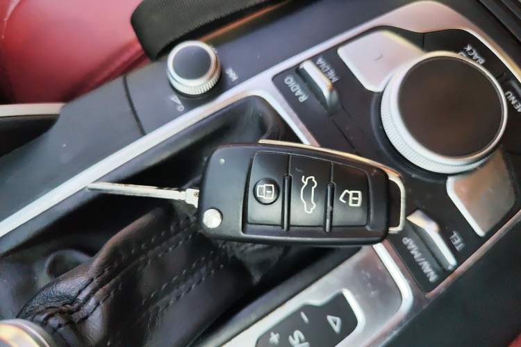 Used Audi A3 2018 30th Anniversary Edition Limousine 35 TFSI Ambition Model
