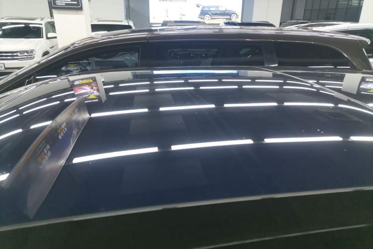 Used Land Rover Range Rover Velar 2023 250 PS Ebony Black Limited Edition
