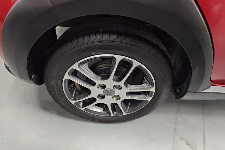 Used Geely Auto Vision X1 2017 1.3L Automatic Player Edition
