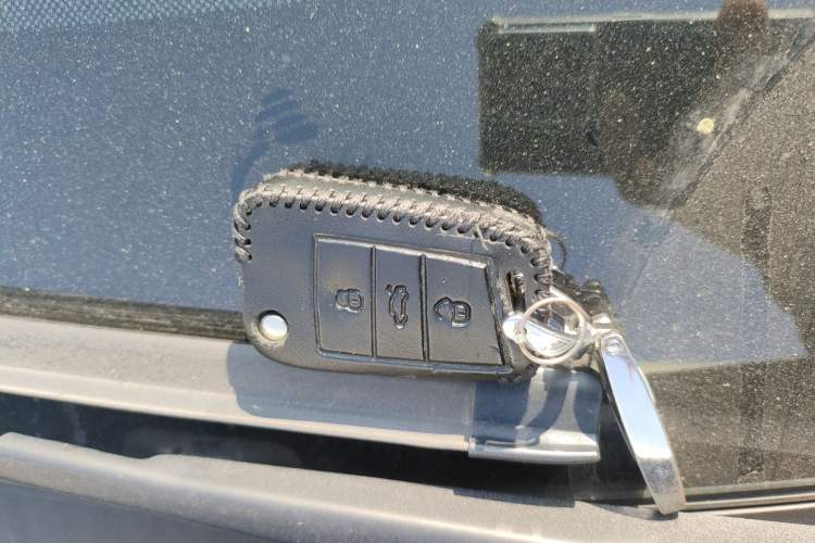 Used Volkswagen Tiguan L 2017 380TSI Automatic All-Wheel-Drive Luxury Edition
