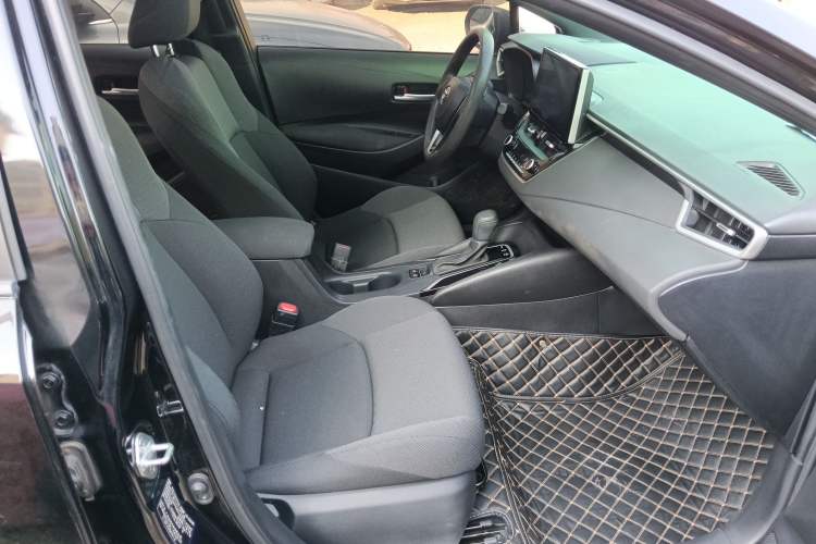 Used Toyota Levin 2019 185T CVT Luxury Edition China VI Standard
