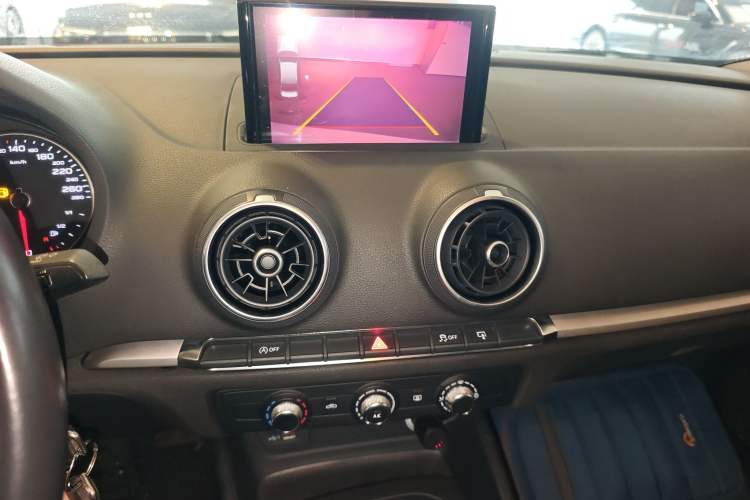 Used Audi A3 2017 Limousine 35 TFSI Ambition Edition
