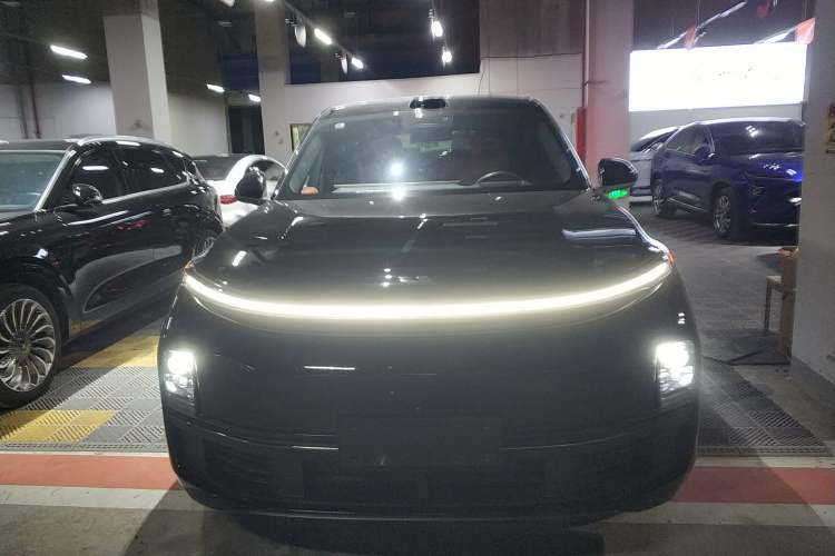 Used Li Auto L9 2022 Max model
