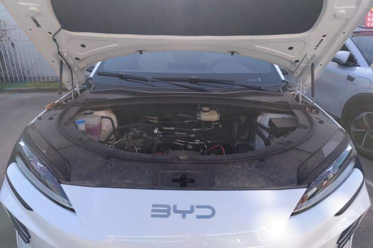 Used BYD Song PLUS New Energy 2025 EV 520km Luxury Version
