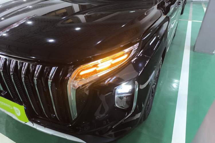 Used Hongqi HS7 PHEV 2024 2.0T PHEV Four-Wheel Drive Flagship Edition 6 Seats
