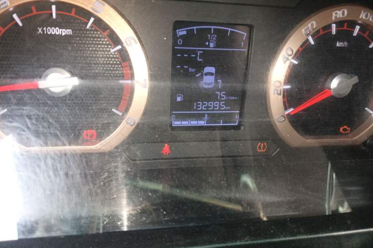 Used FORTHING Lingzhi 2019 M5L 1.6L 7-Seater Base Model China VI Standard