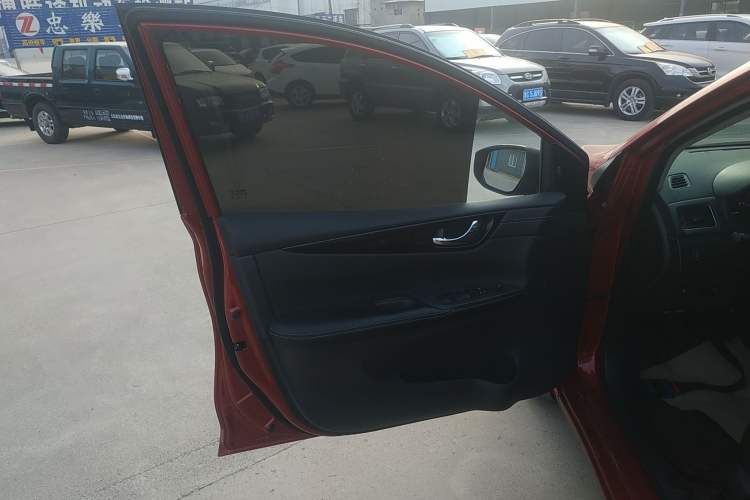 Used Nissan Tiida 2020 1.6L CVT Smart Drive Edition
