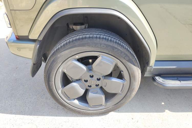 Used  V23 2025 501 Four-Wheel Drive Intelligent Driving Version
