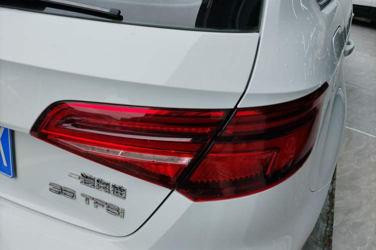 Used Audi A3 2019 Sportback 35 TFSI Fashion Edition China VI Emission Standard
