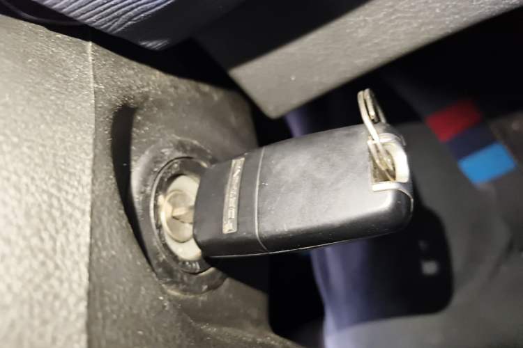 Used FORTHING Lingzhi 2023 M5L 1.6L Base Model 7 Seats
