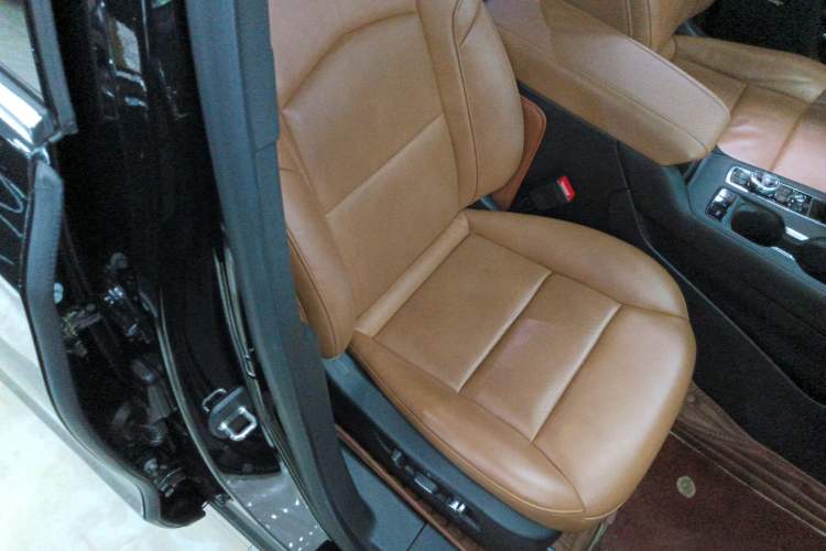 Used Cadillac XT4 2022 28T Two-Wheel Drive Prestige Version