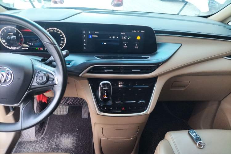 Used Buick GL8 2021 ES Land Cruiser 653T Luxury Edition
