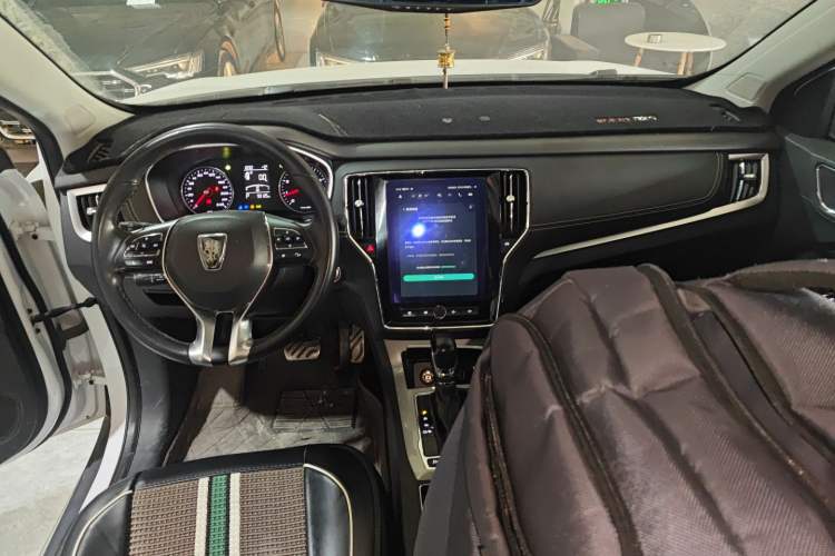 Used Roewe RX5 2016 20T Two-Wheel Drive Automatic Internet Smart Edition