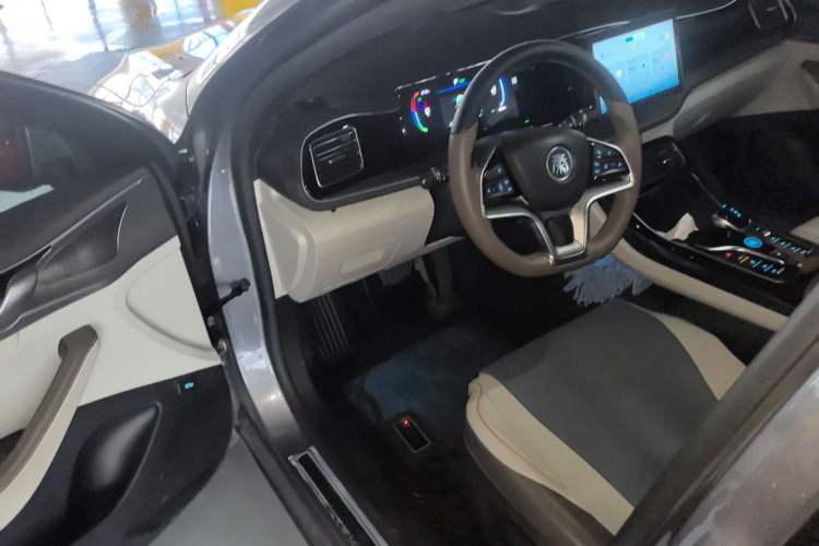 Used BYD Qin PLUS 2024 Honor Edition EV 420KM Beyond Model